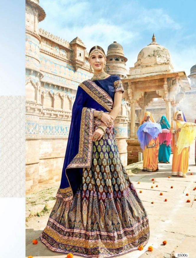 Nusrat Saree