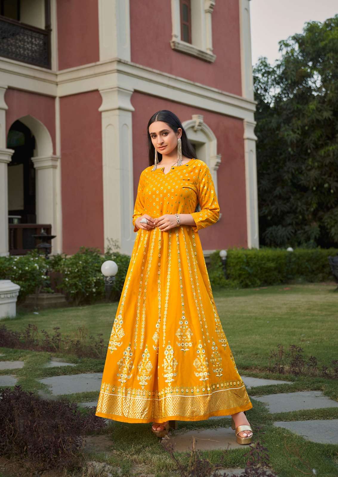 Vitara fashion RANGMANCH Kurti Wholesale catalog