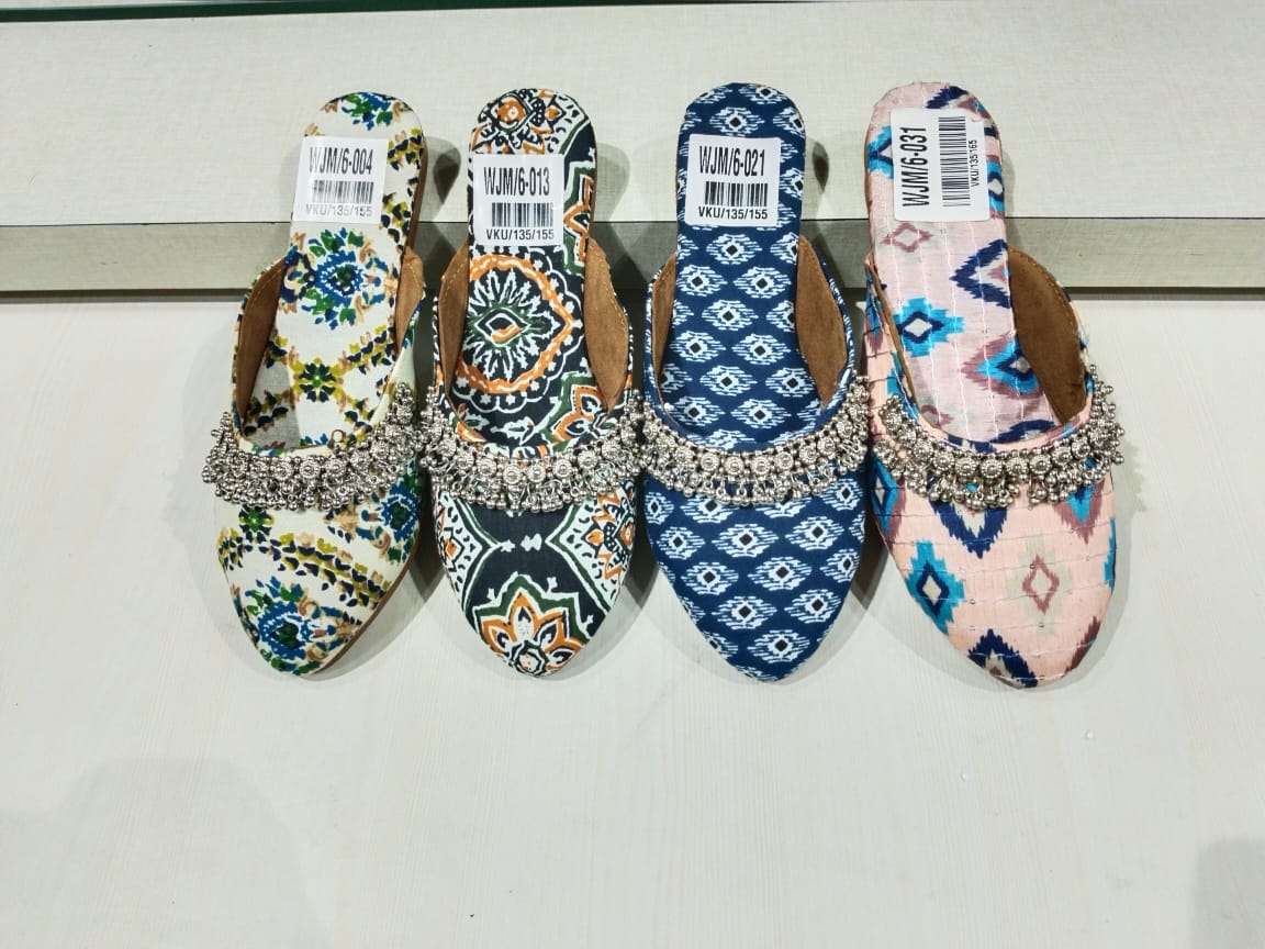 Traditional moj vol 4 embroidery Women juti Wholesale catalog