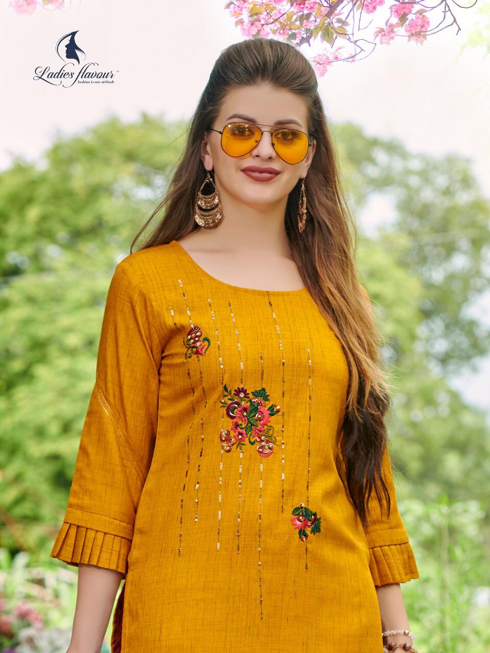 Ladies Flavour Present Dzire Designer Kurtis With Bottom Collection.