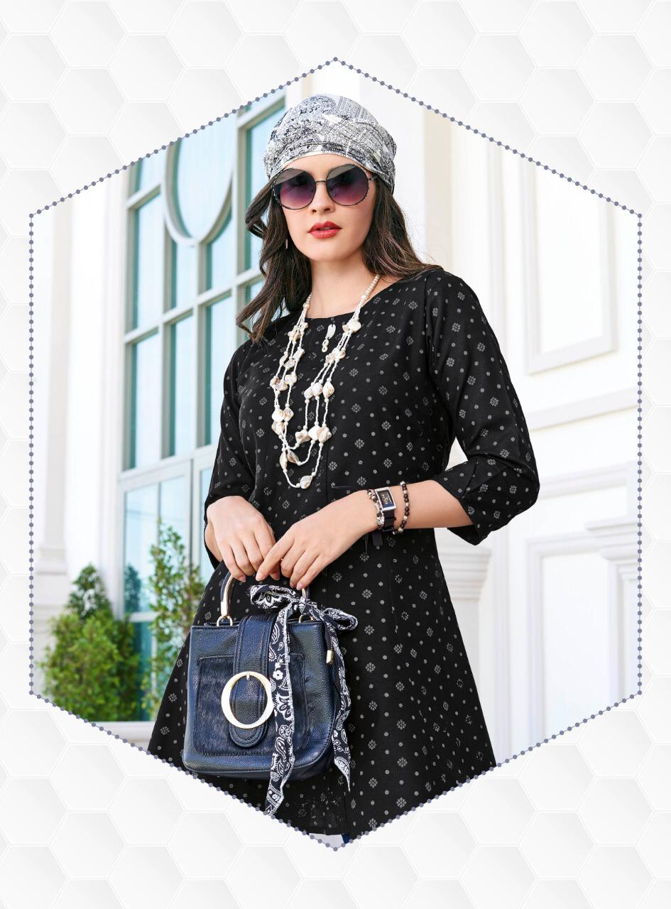 Ladies Flovour Presents 89ten Top Catalogue In Wholesale Rate
