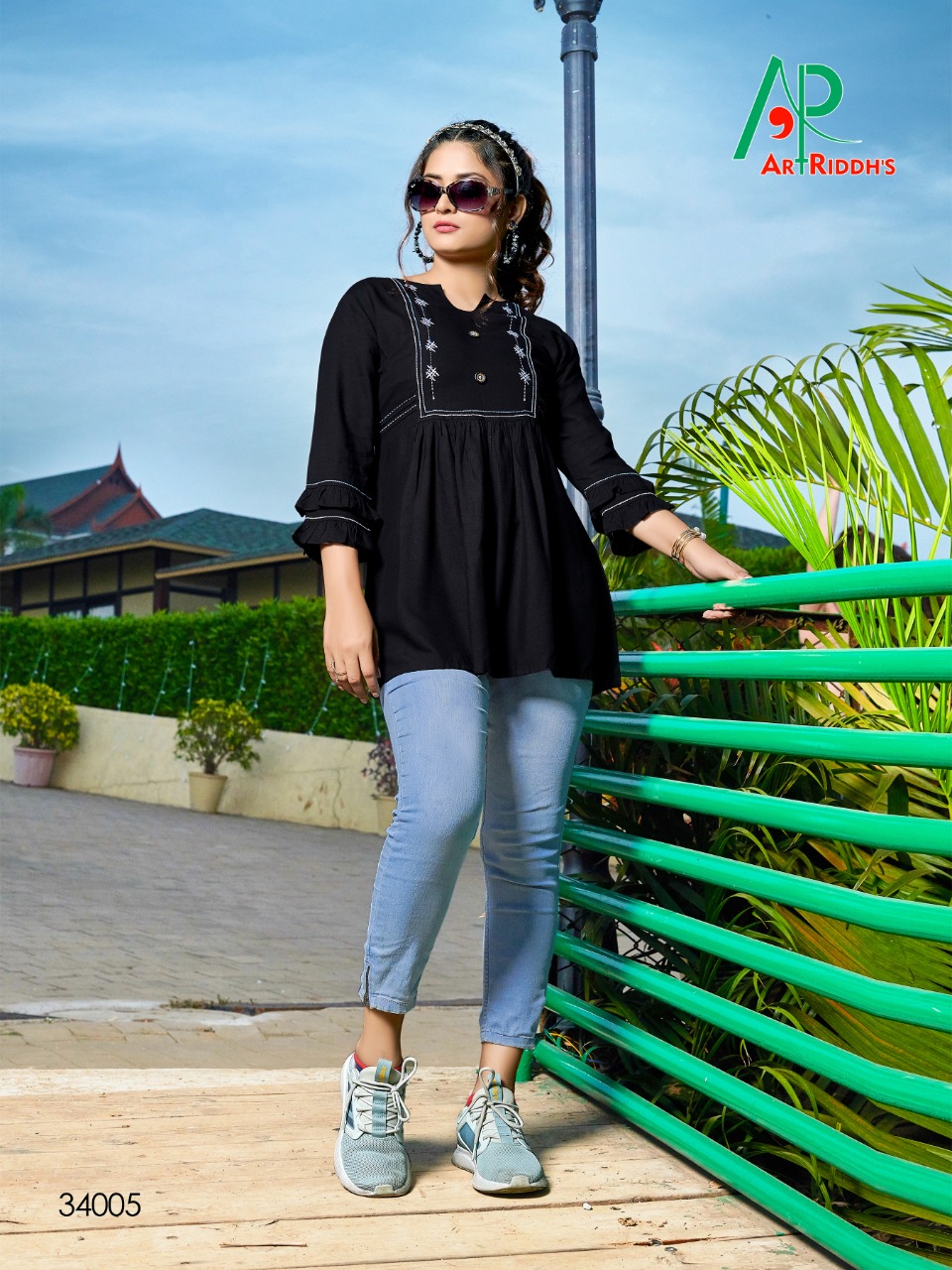Art Riddhs Presents Shrusti Fancy Short Tops