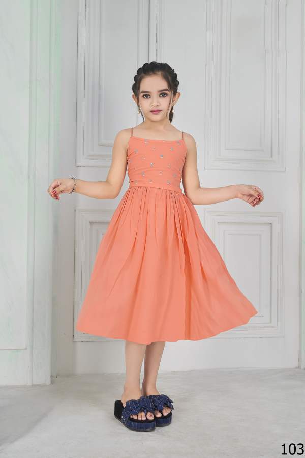 Banwery Presents Zuri Mom And Daughter Designer Kurtis Collection