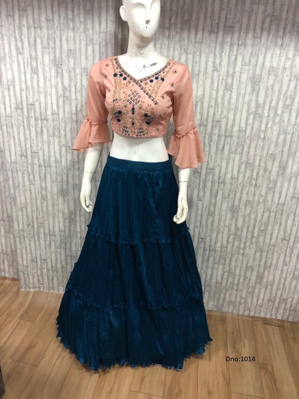 1014 Gowns Buy Designer Gown For Girls Online
