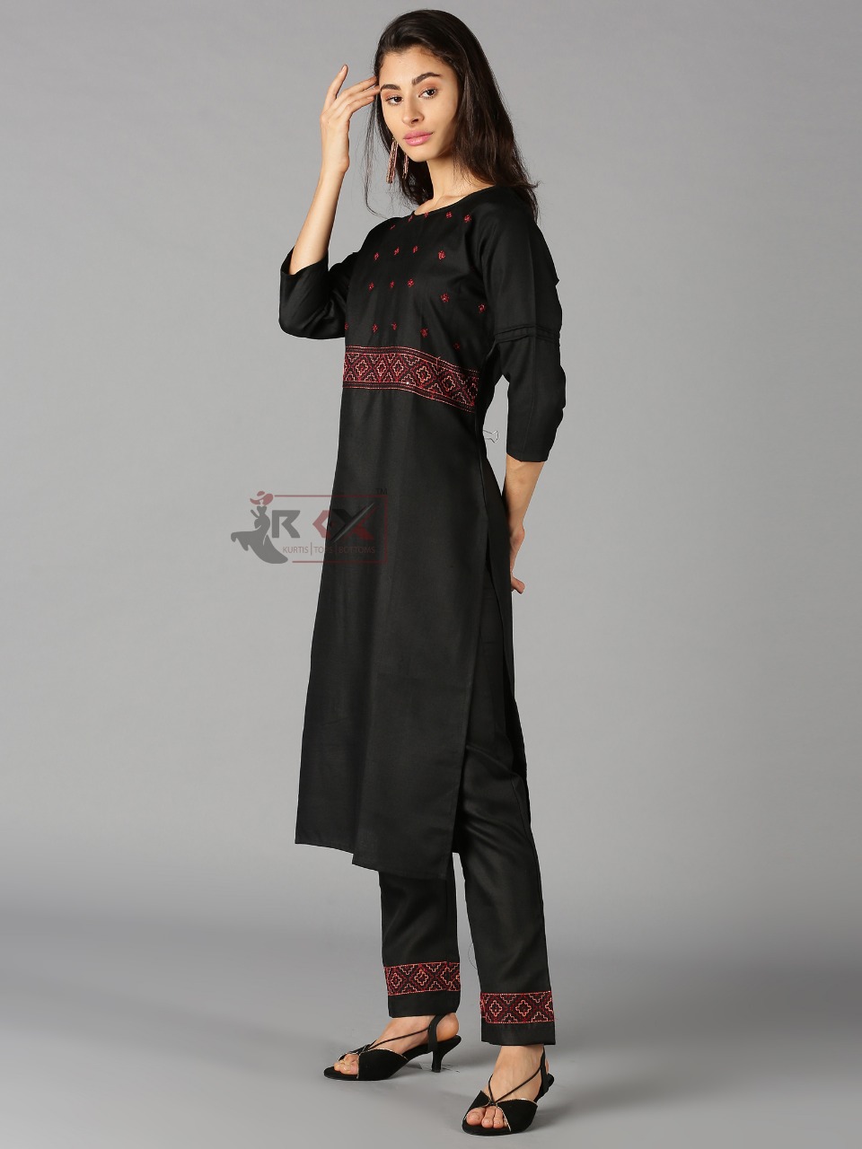 Sf Queen Vol 10 Fancy Kurtis Designer Party Wear Kurti With Bottom