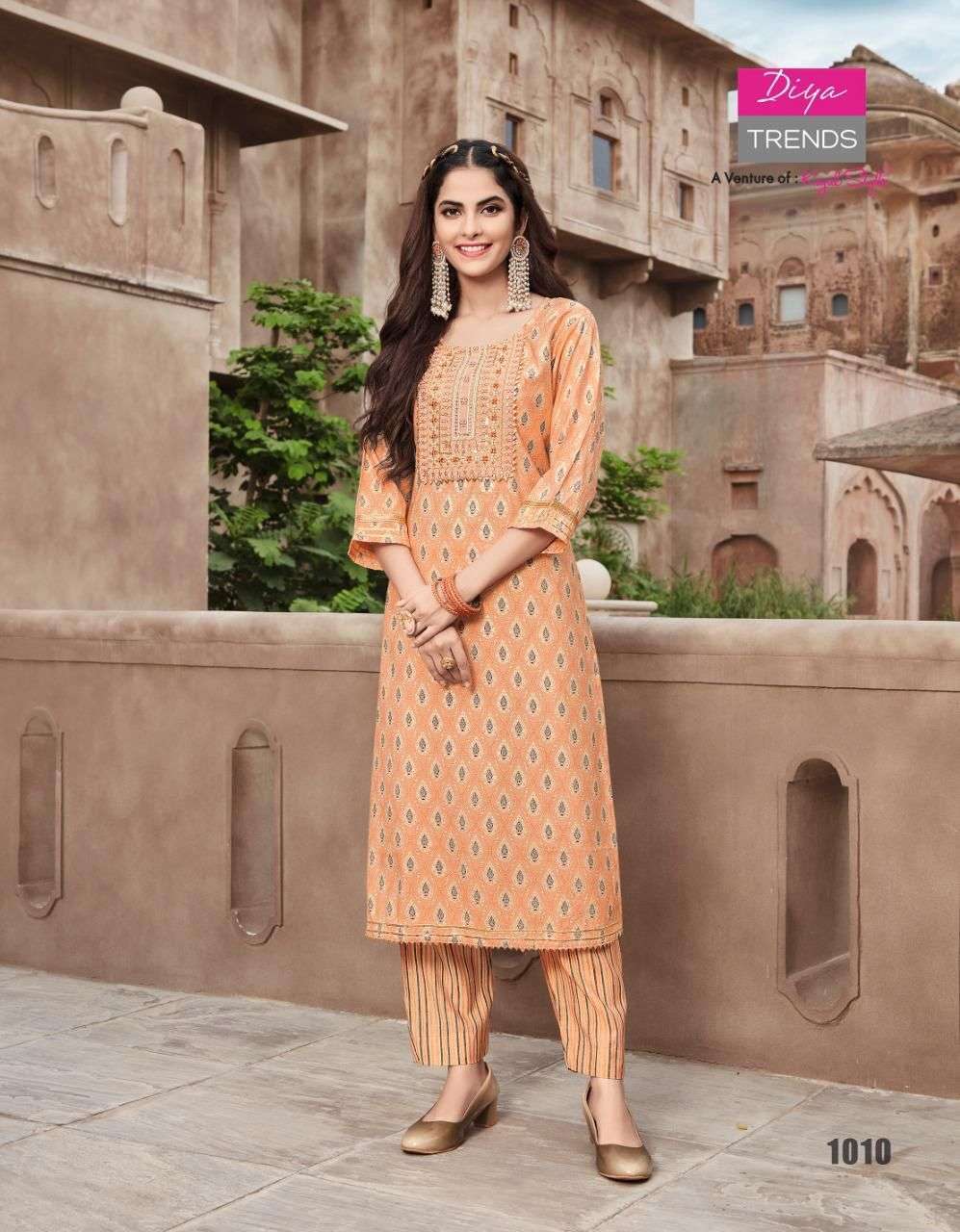  DIYA TRENDS GOLDY VOL 1 KURTI WITH PANT PAIR