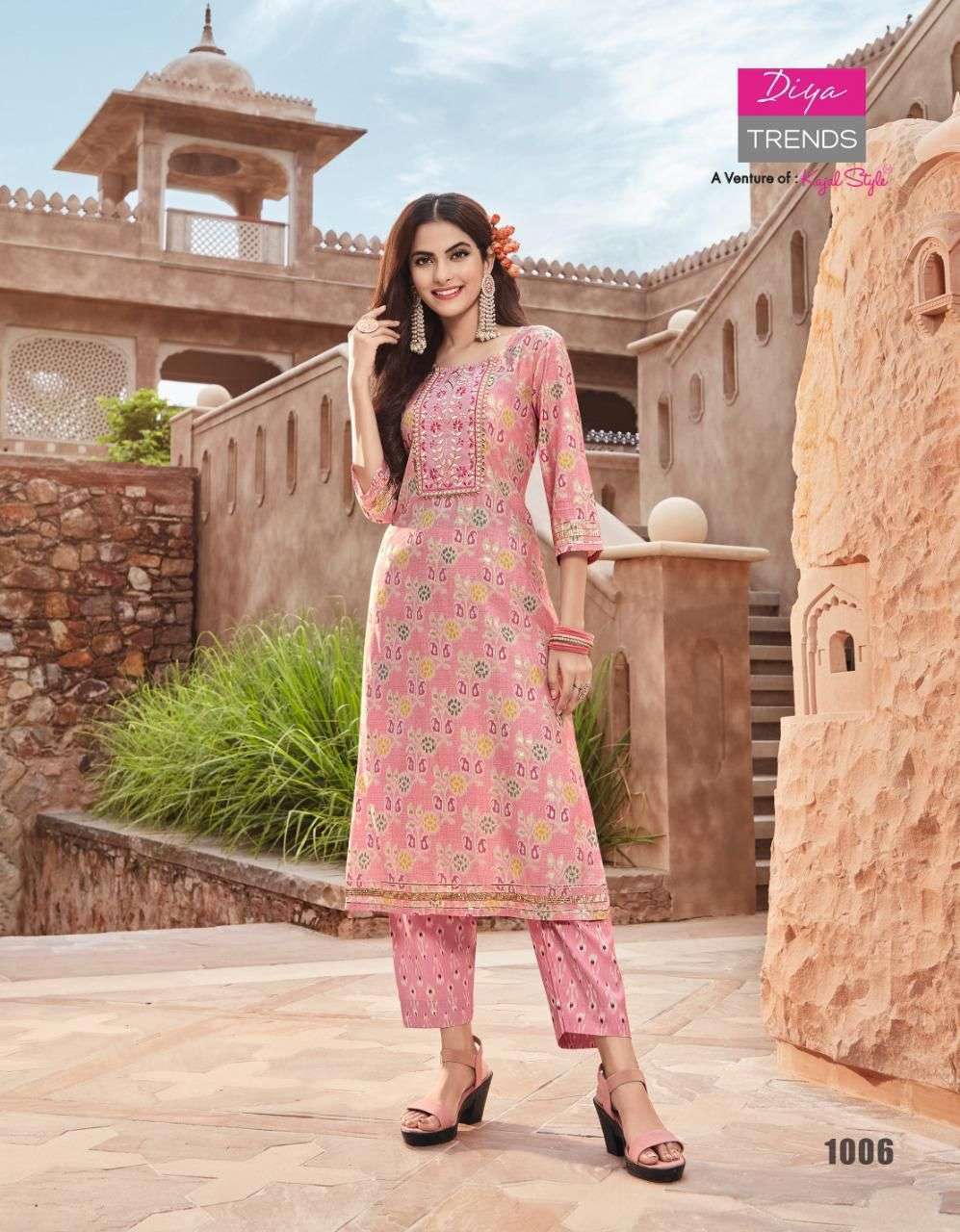  DIYA TRENDS GOLDY VOL 1 KURTI WITH PANT PAIR
