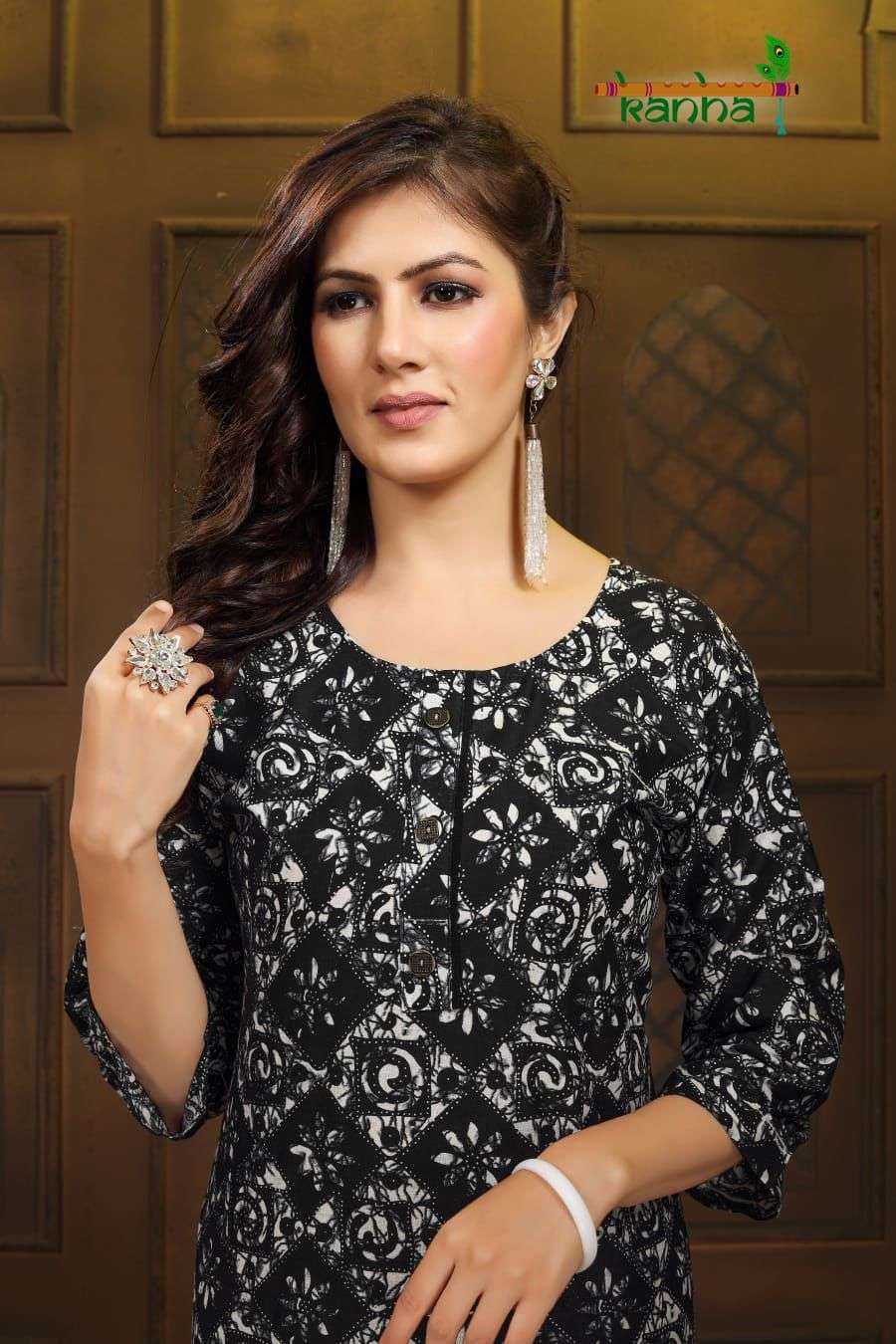 KANHA BRAND PERSENT BATIK Casual Kurtis Catalogue wholesale rate
