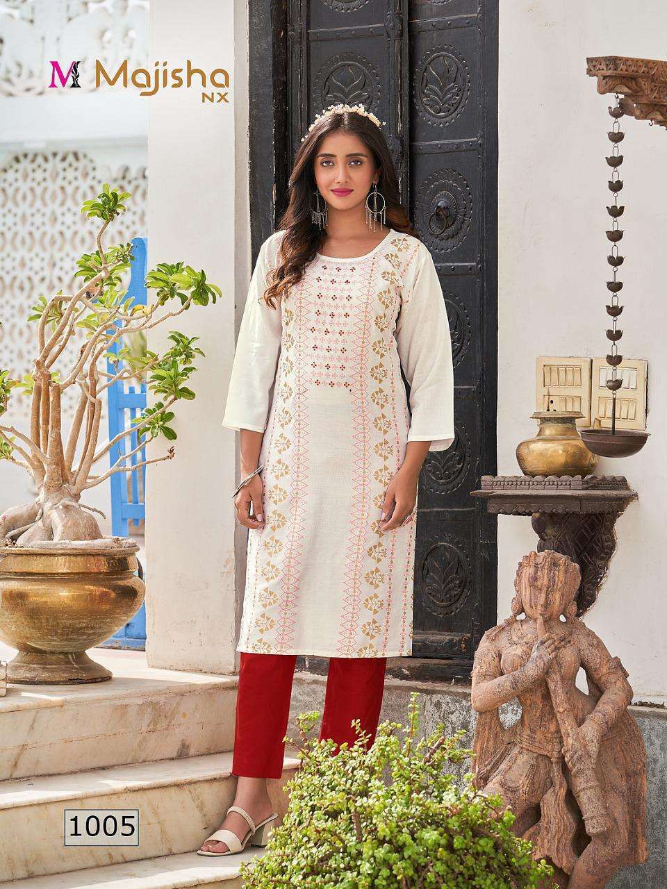 MAJISHA NX MASAKALI VOL 1 RAYON SIMPLE KURTI BEST RATE SELLER