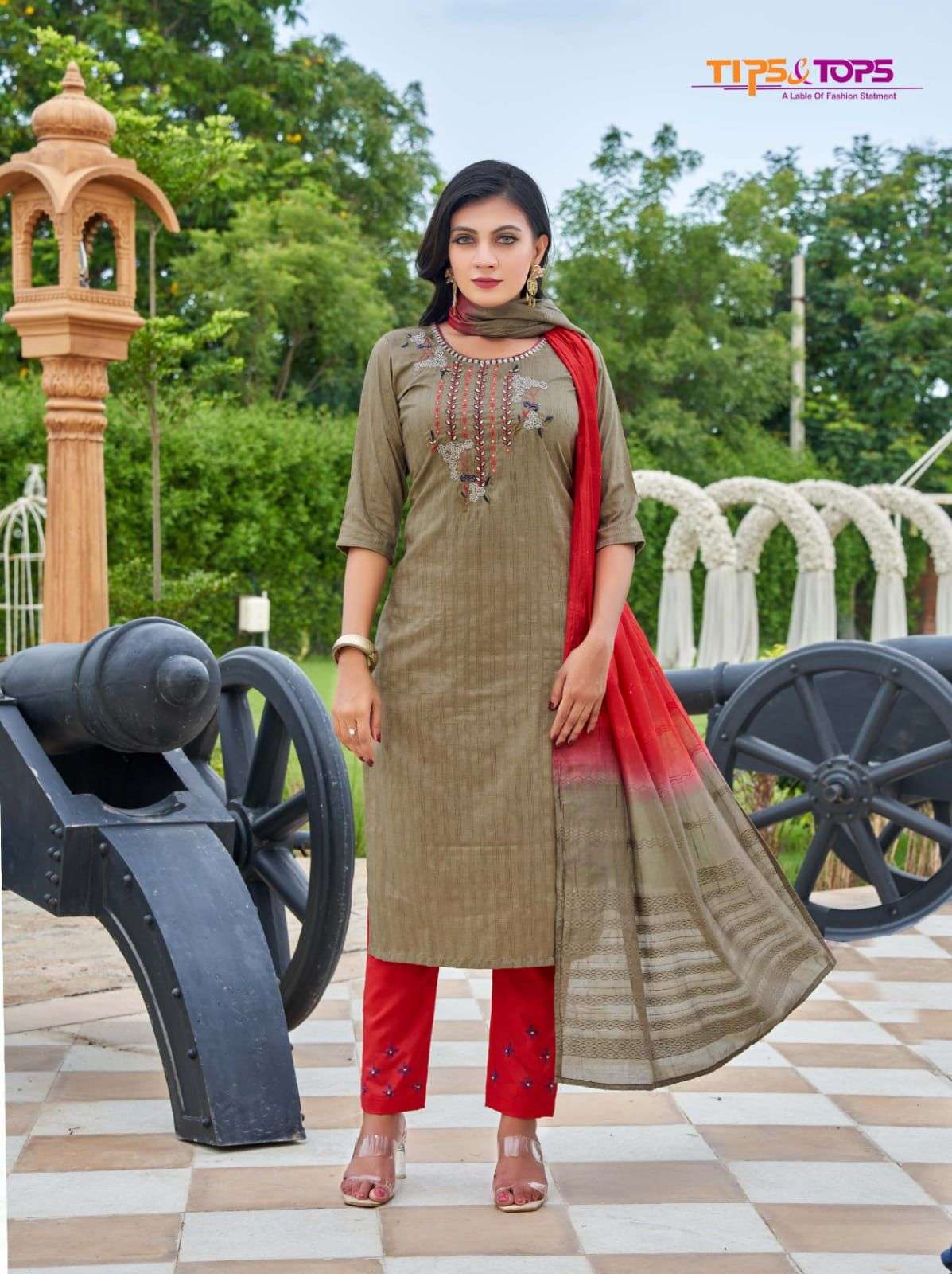Tips & Tops Odhani Catalog Stylish Kurti Bottom And Dupatta