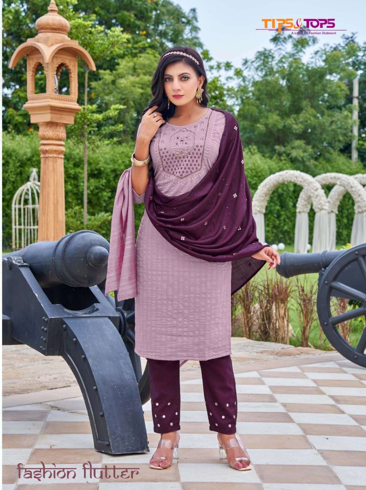 Tips & Tops Odhani Catalog Stylish Kurti Bottom And Dupatta