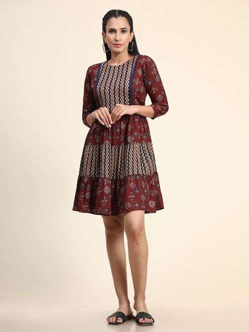 Growish Catina 1059 Fancy Designer Short Kurti Collection On Wholesale