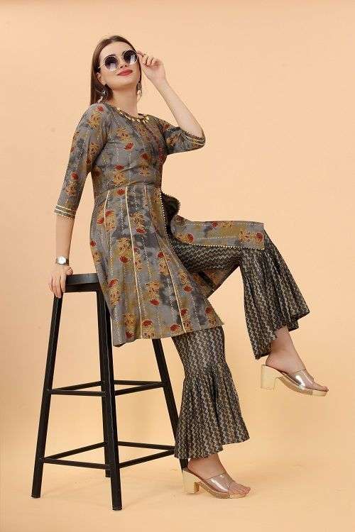 Growish Izel 1037 Fancy Printed Western Top Bottom Collection On Wholesale