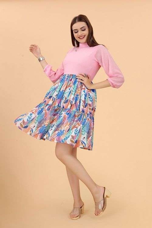 Growish Mysie 1007 Fancy Designer Short Kurti Collection On Wholesale