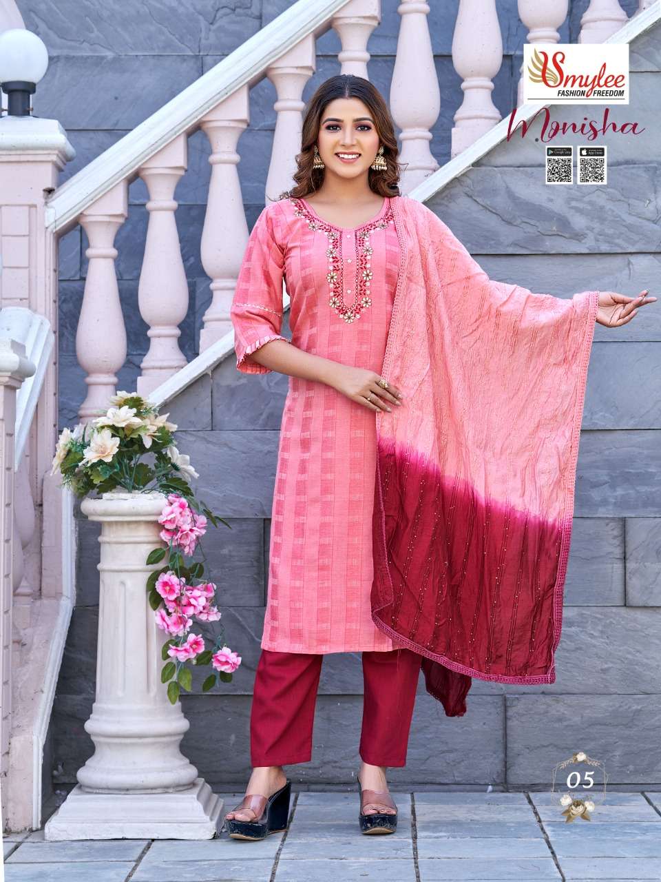 Rung Monisha Kurti With Pant  & Dupatta On Heavy  Bombay Wiving  Rayon With Heavy Handwork On Wholesale