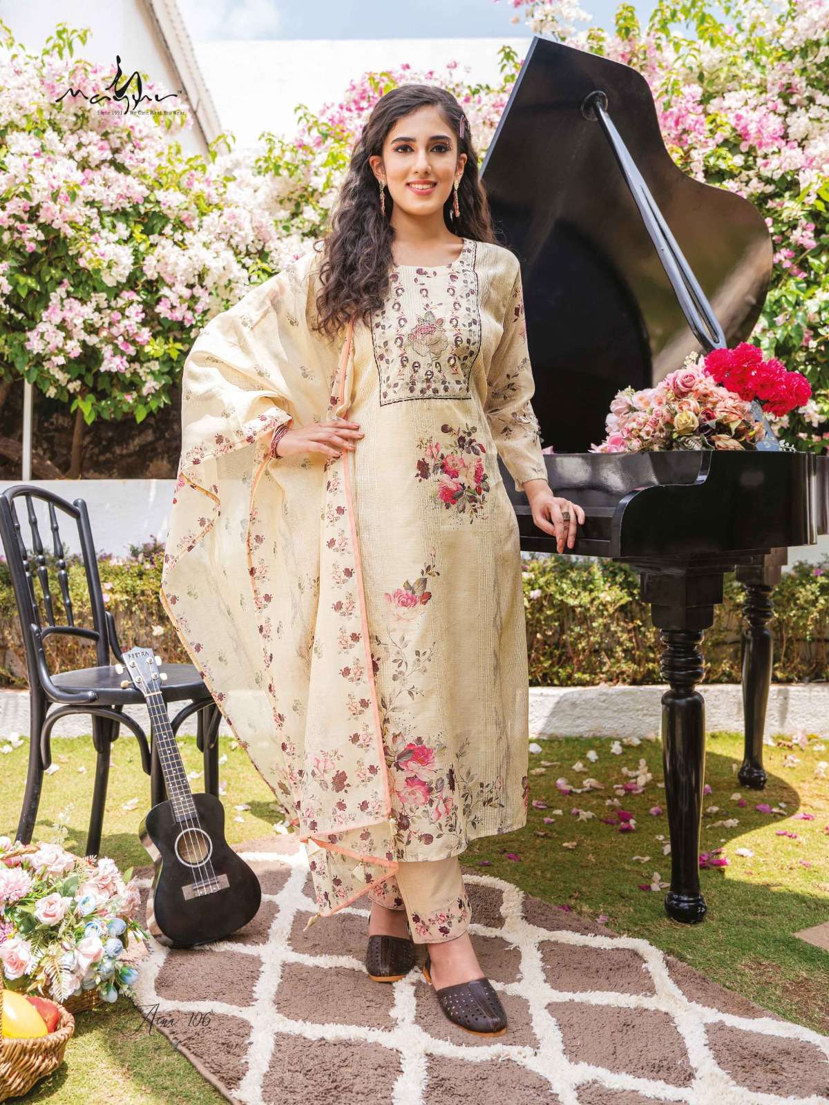 Aaina Muslien Silk Crochet Work Digital Print 3 piec set Kurti pant dupatta