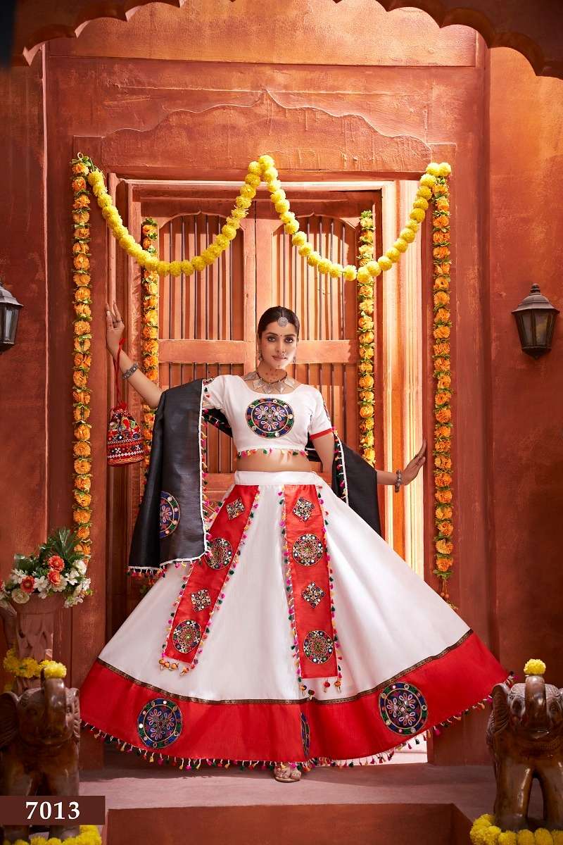 NAVRATRI CHANIYA CHOLI 7013 RAJWADI VOL - 3 Lehenga choli Wholesale catalog