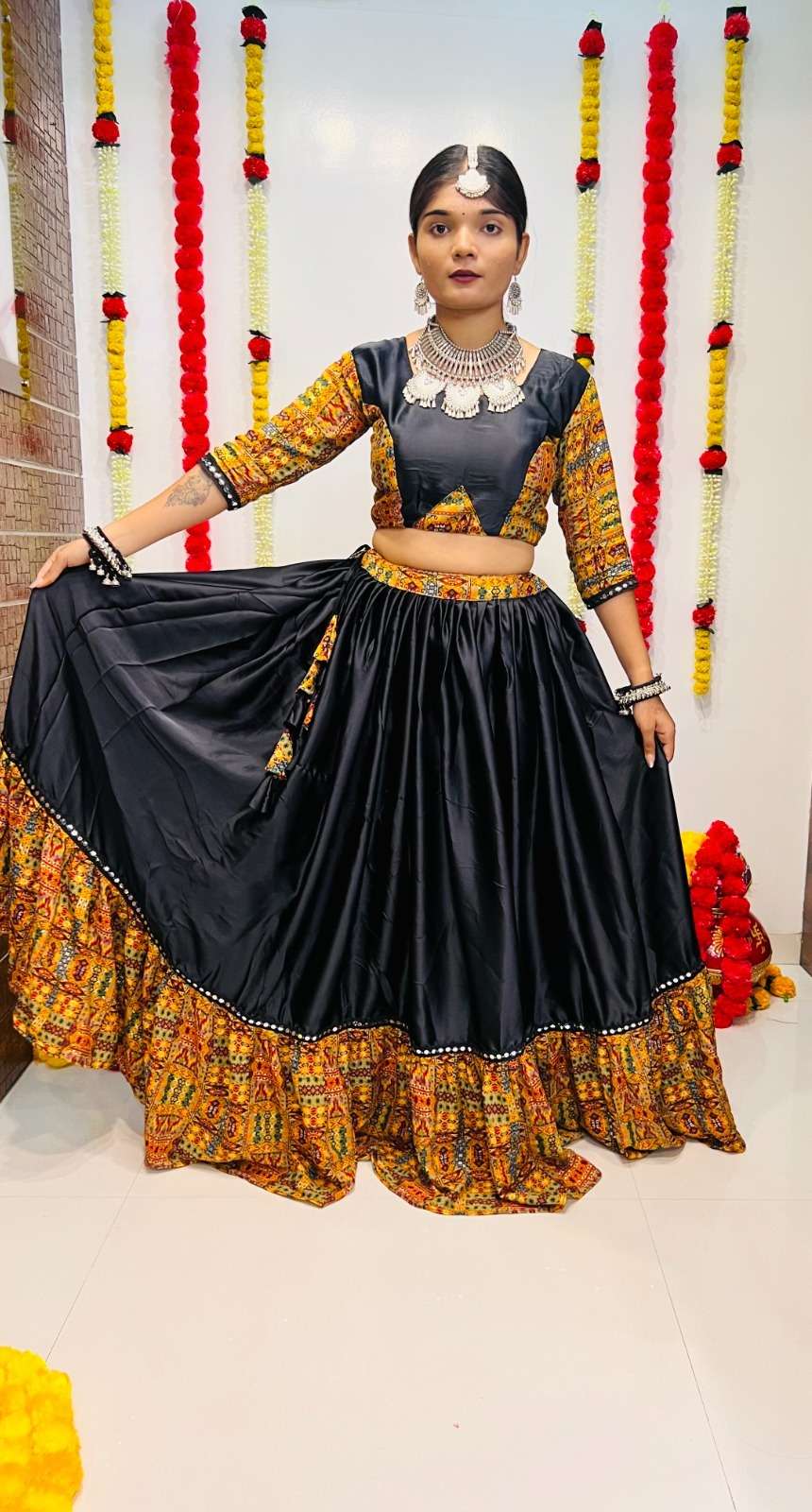 NAVRATRI AWY-7056 LEHENGA CHOLI Wholesale catalog