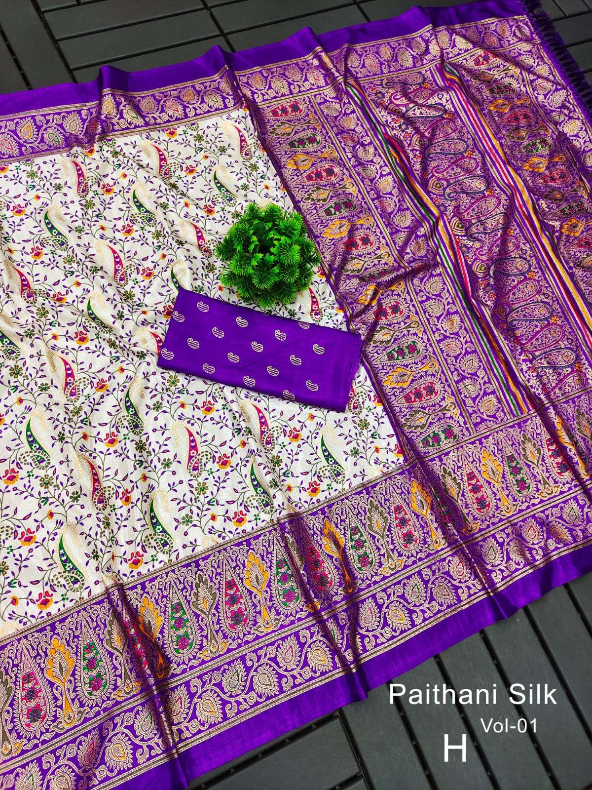 Soft Pure Dola Silk Kalamkari Patola Digital Print Saree Wholesale catalog