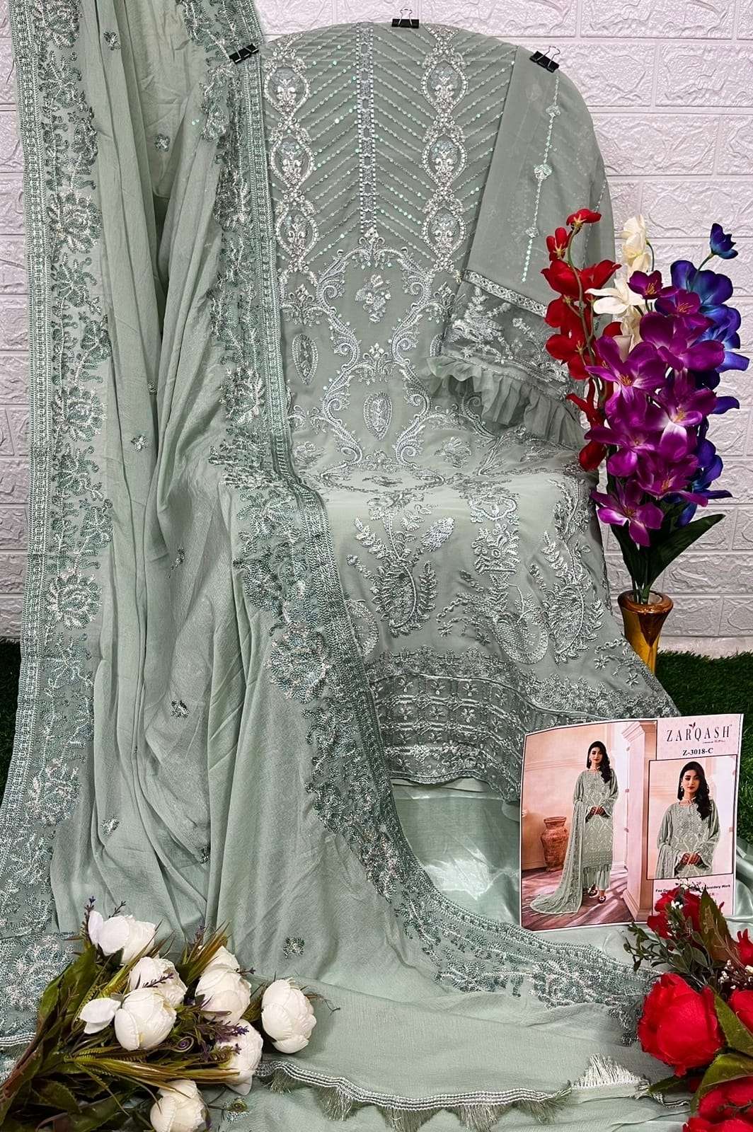 Zarqash Z 3018 Faux Georgette Pakistani Suits Wholesale catalog