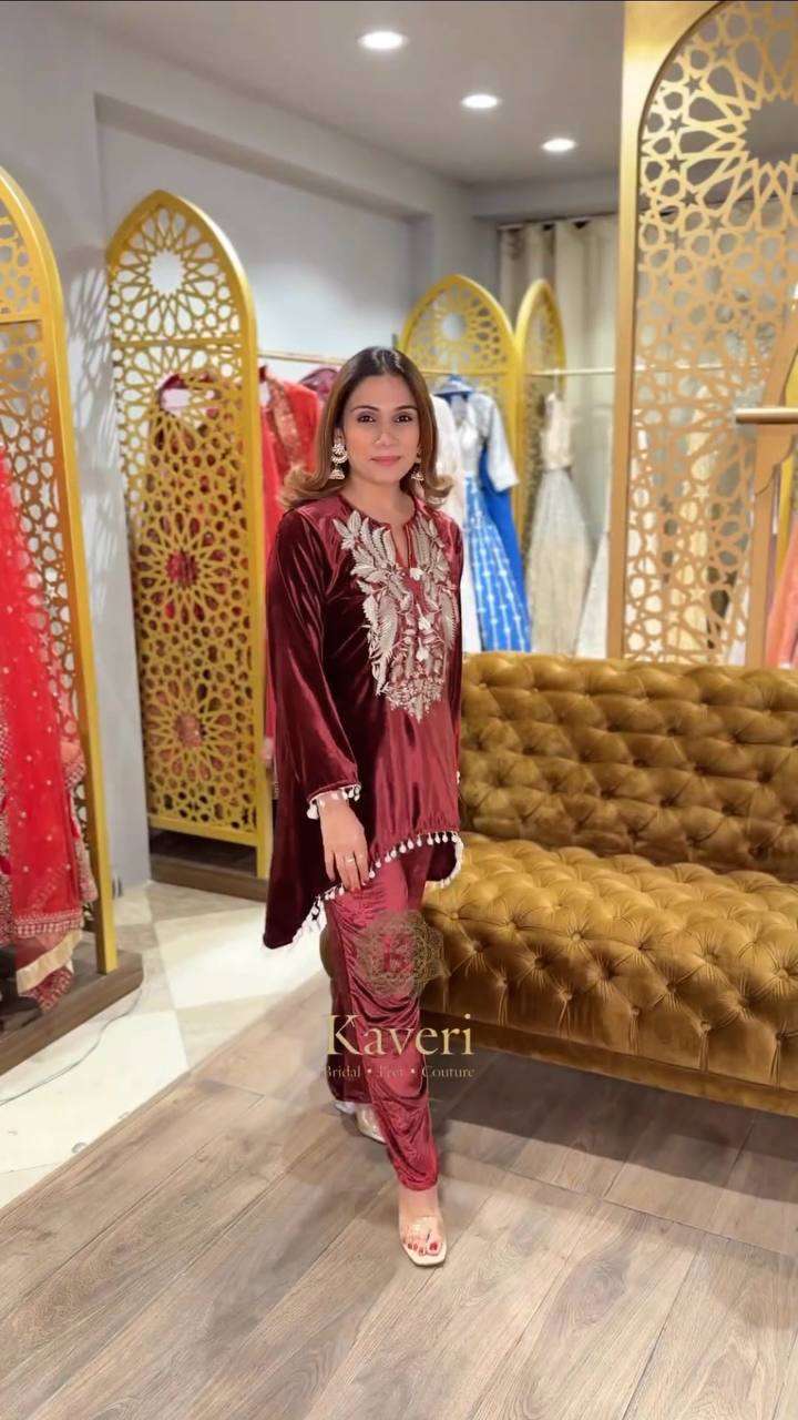 1159 Velvet With Embroidery Work Salwar Suits Wholesale catalog