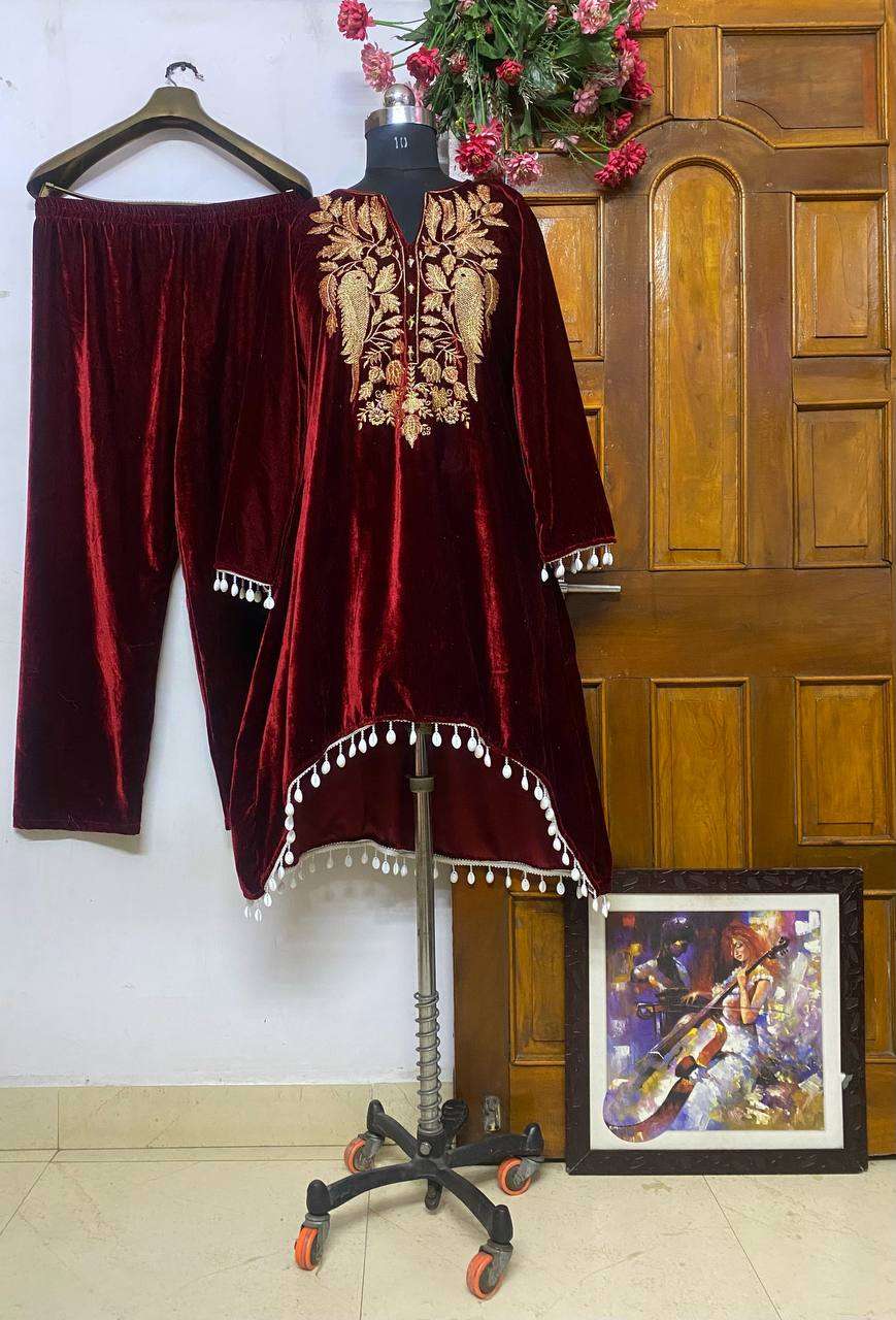 1159 Velvet With Embroidery Work Salwar Suits Wholesale catalog