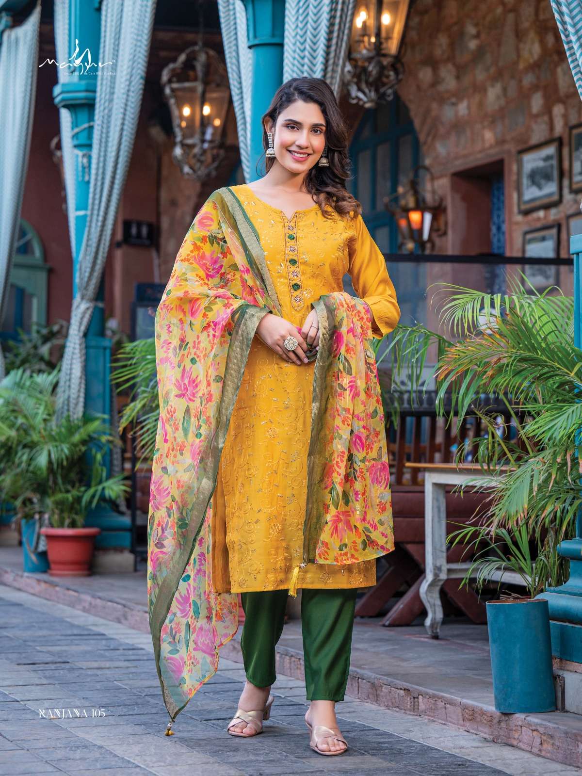 AYUR FASHION Ranjana Kurti Wholesale catalog