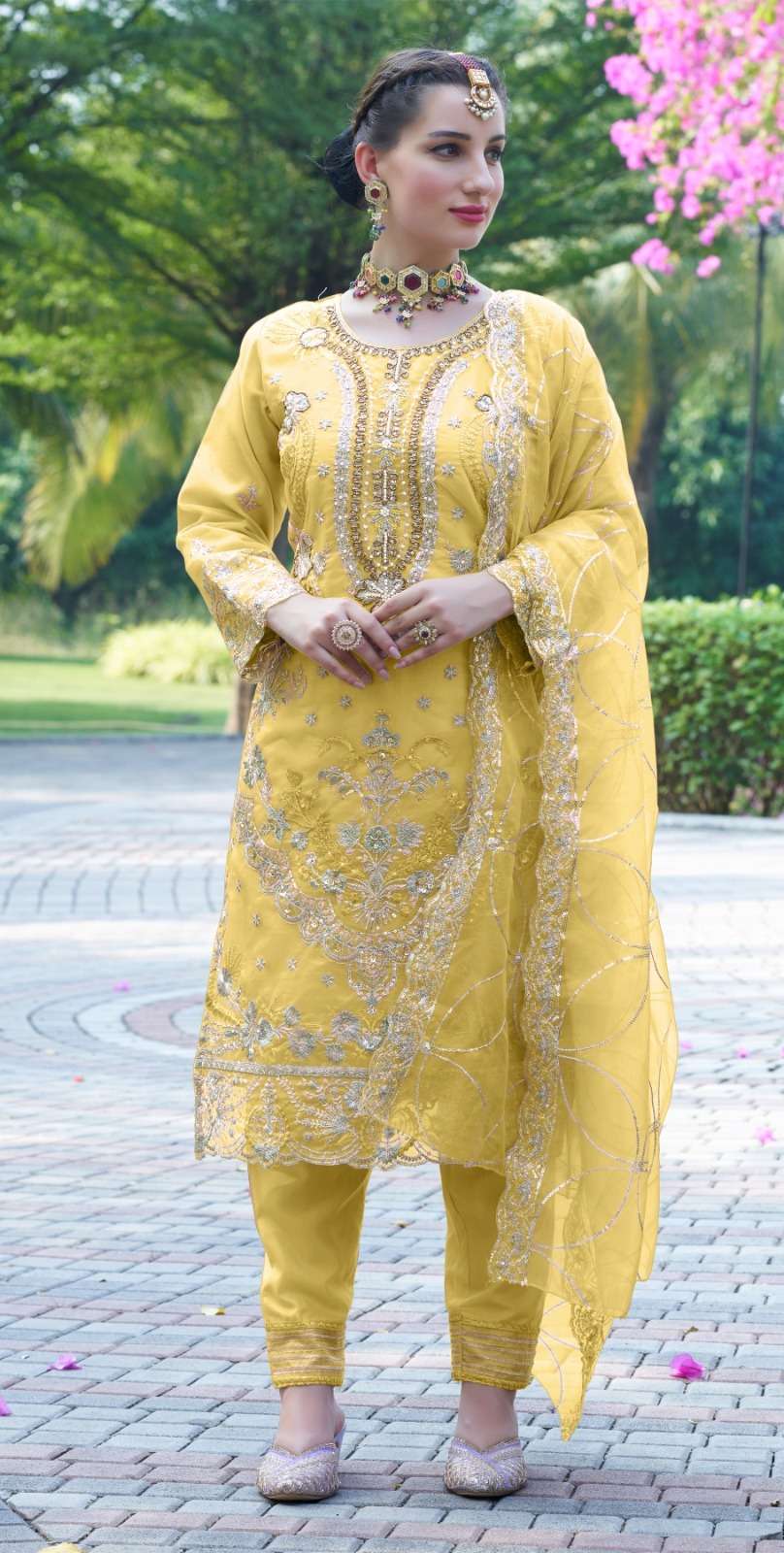 Motifz 475 Organza with Embroidery khatli work Salwar Kameez Wholesale catalog