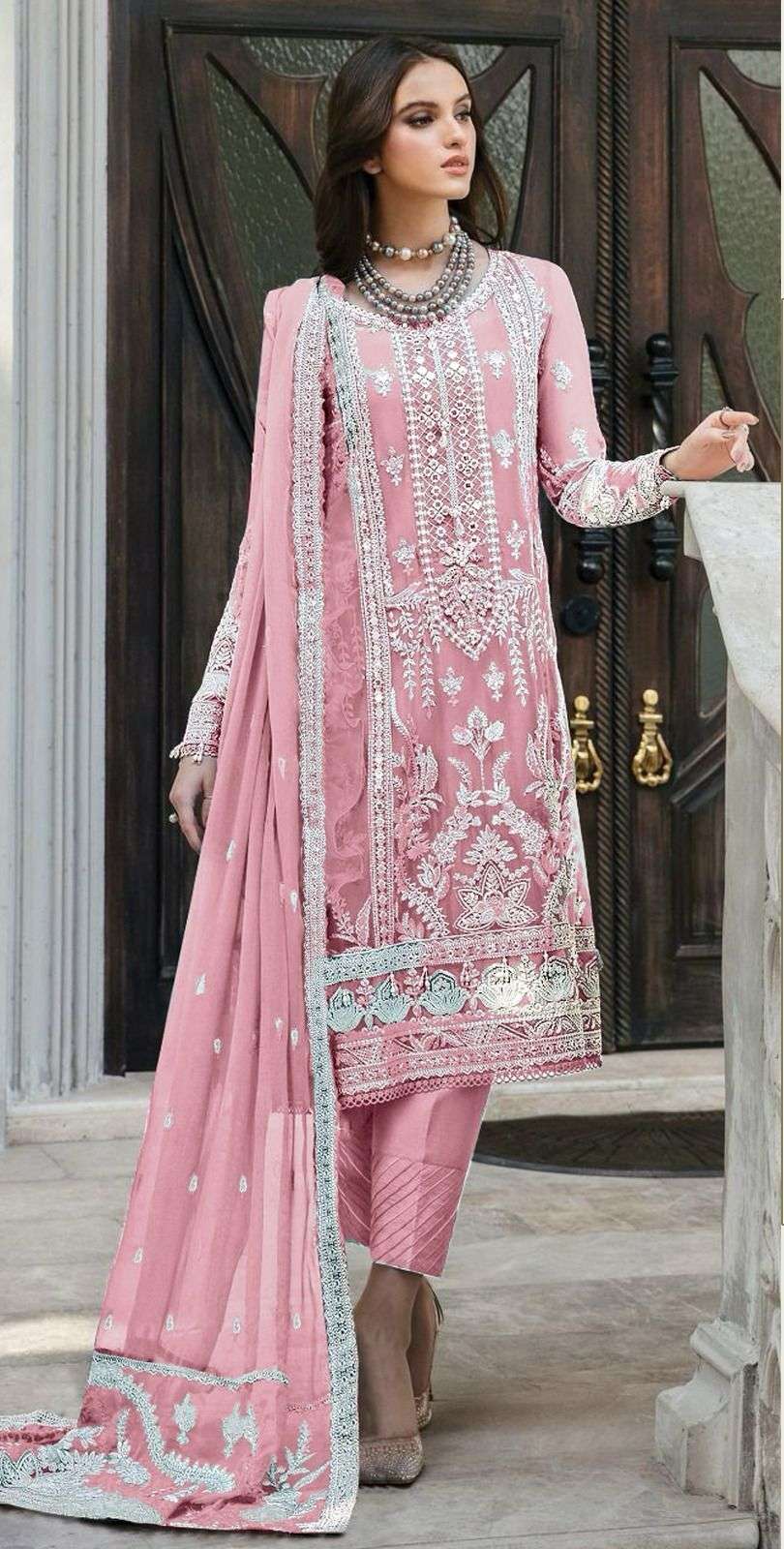 Serine S 228 A To D Faux Georgette Pakistani Suits Wholesale catalog