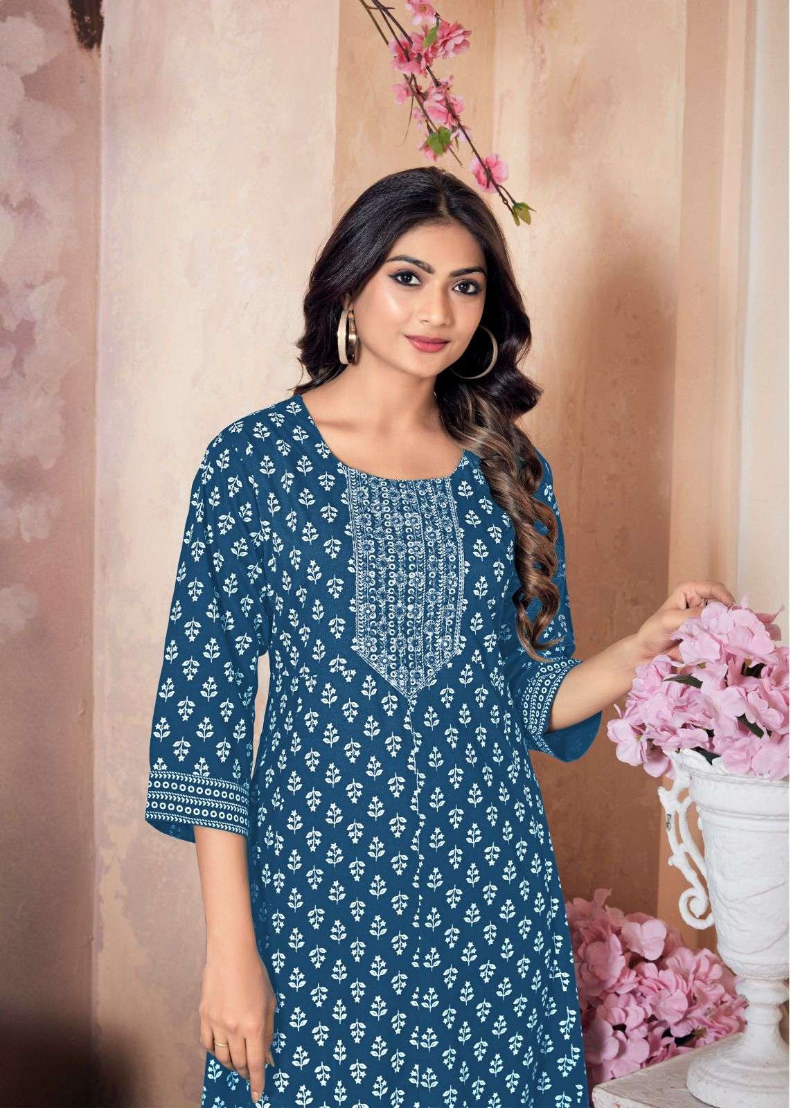 VAIBHAVI RAYON KHADI GOLD PRINT Kurti Wholesale catalog