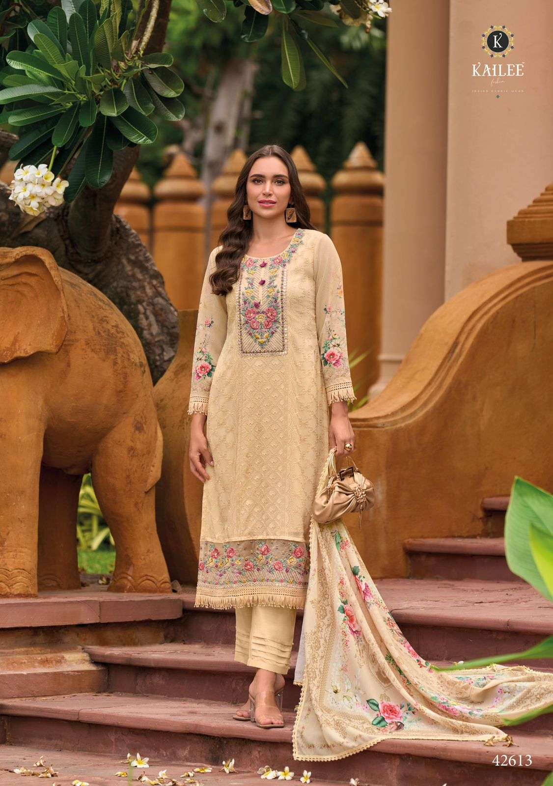 KAILEE FASHION SAFARANAMA VOL-4 Kurti Wholesale catalog