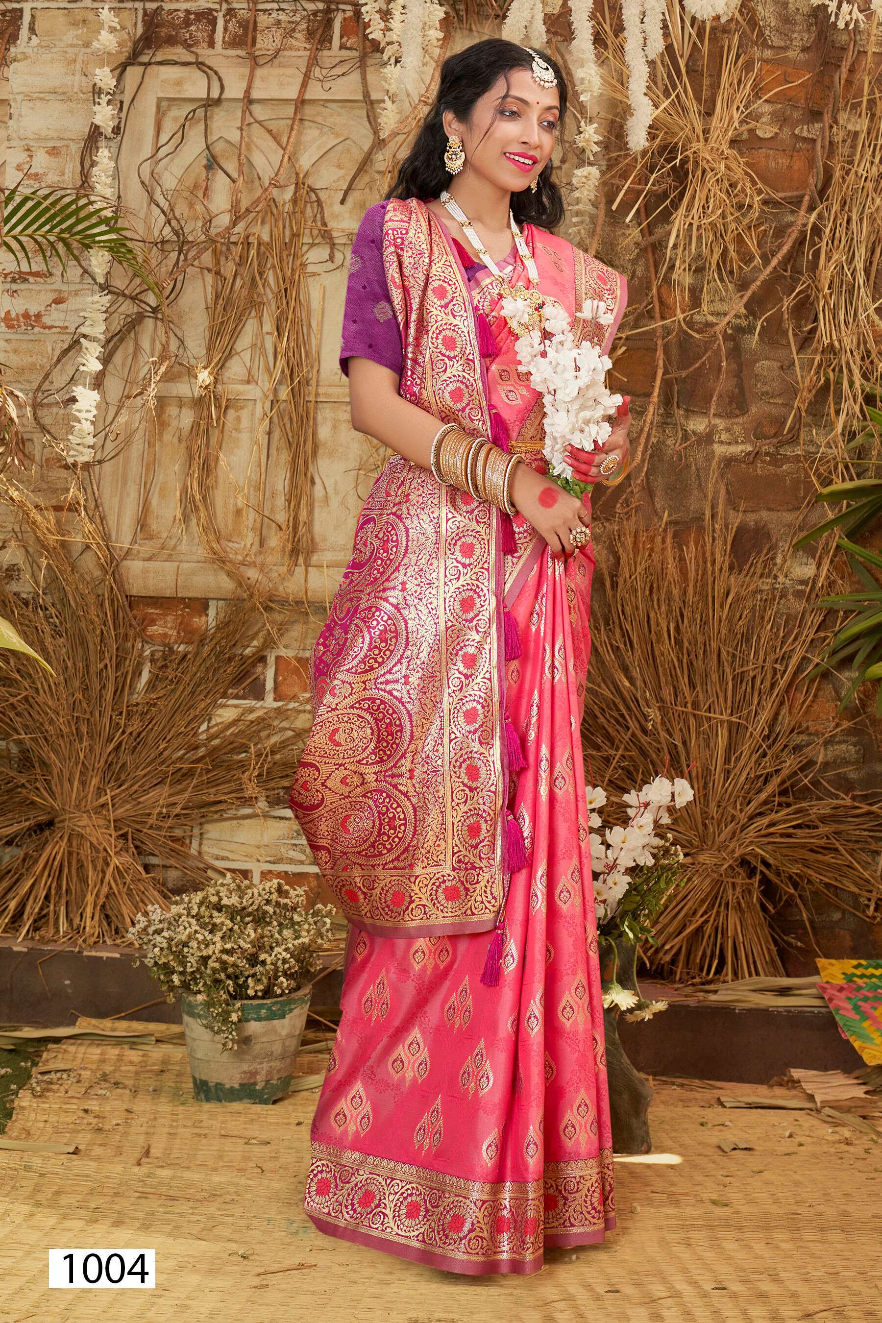 Saroj KARUNA Vol.3 50*600 Heavy silk fabric with jacquard contrast border pallu Wholesale catalog    