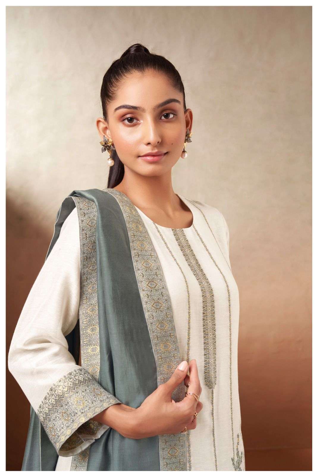 Ganga EVALYN 2583 Salwar kameez Wholesale catalog