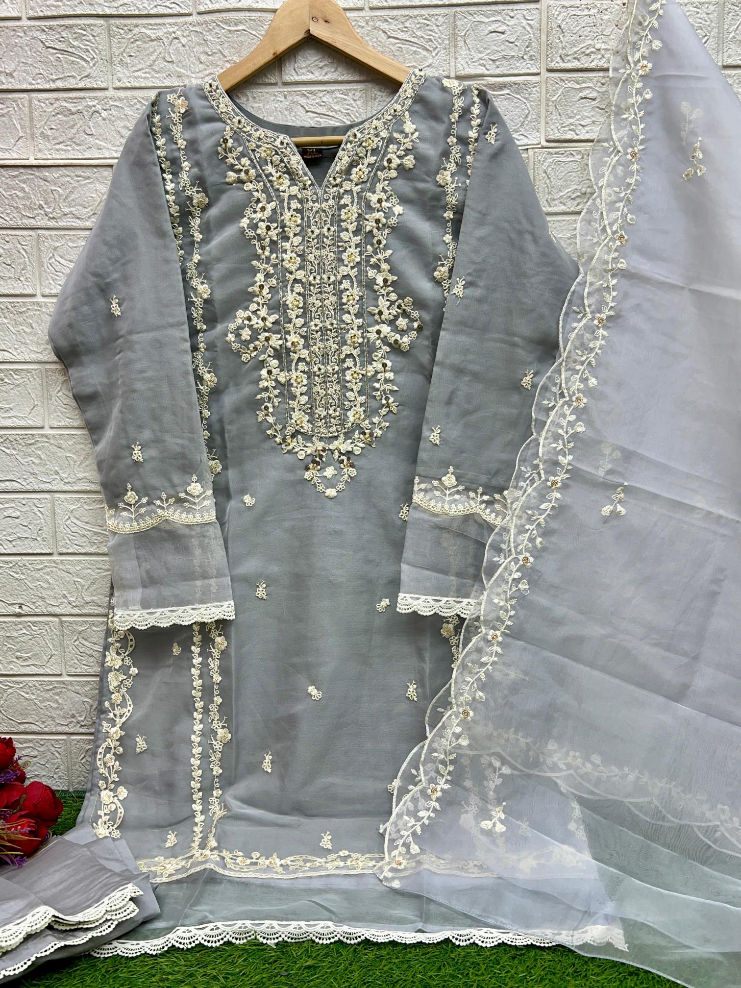 Bilqis B 69 A To D Organza Pakistani Suits Wholesale catalog