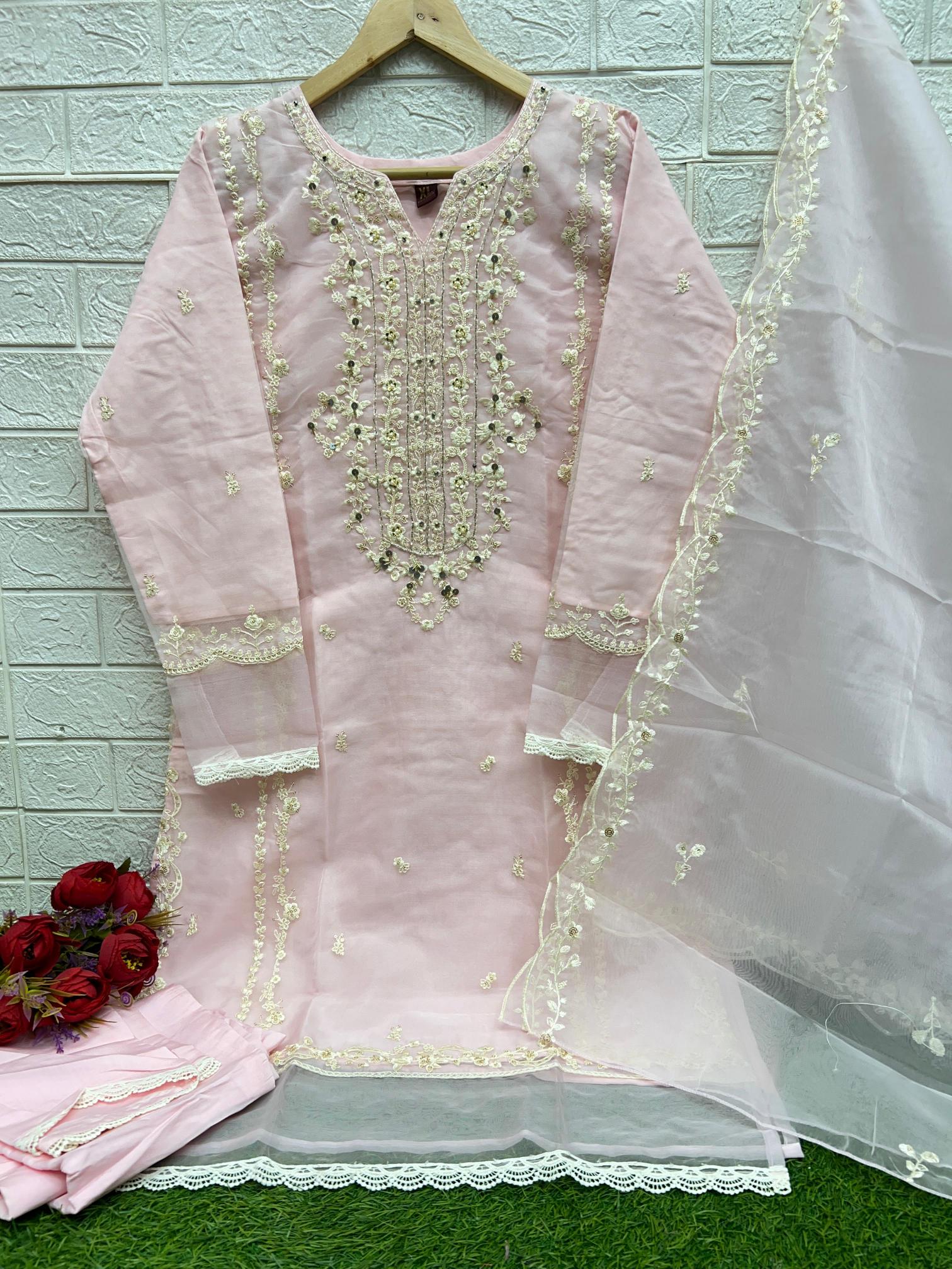 Bilqis B 69 A To D Organza Pakistani Suits Wholesale catalog