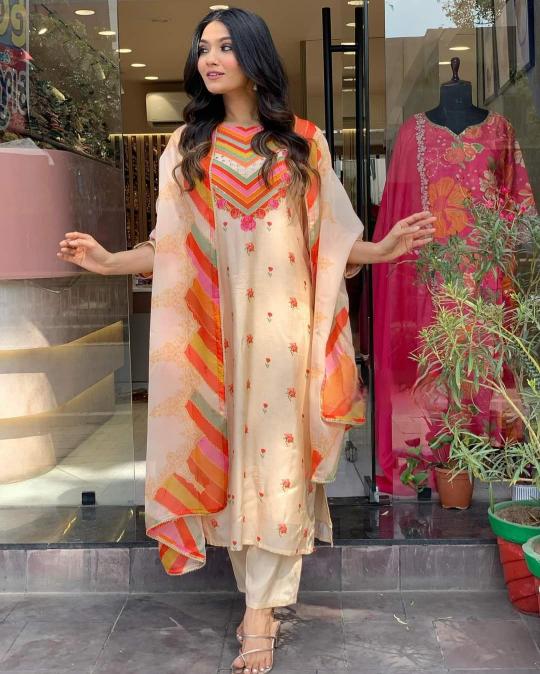 Ruhani 01 Natural Crepe Fancy Kurti Bottom With Dupatta wholesale catalog