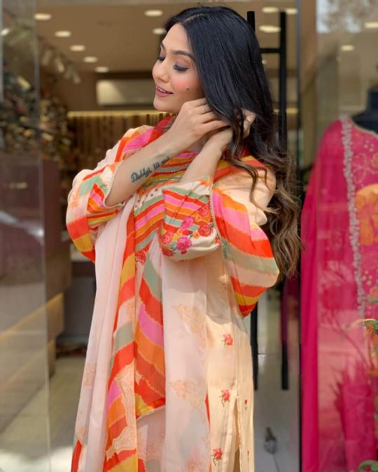 Ruhani 01 Natural Crepe Fancy Kurti Bottom With Dupatta wholesale catalog