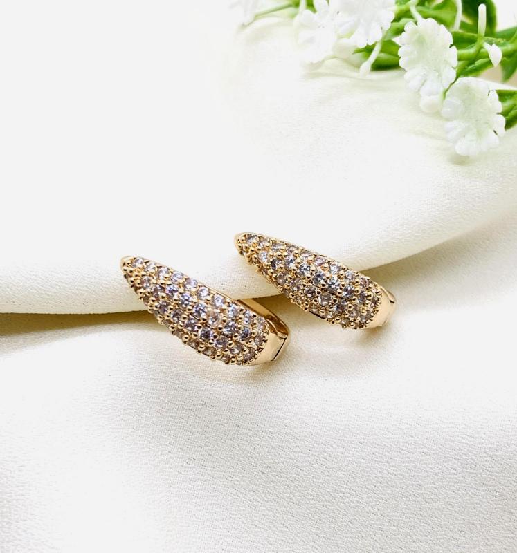 American Diamond BALI EARING