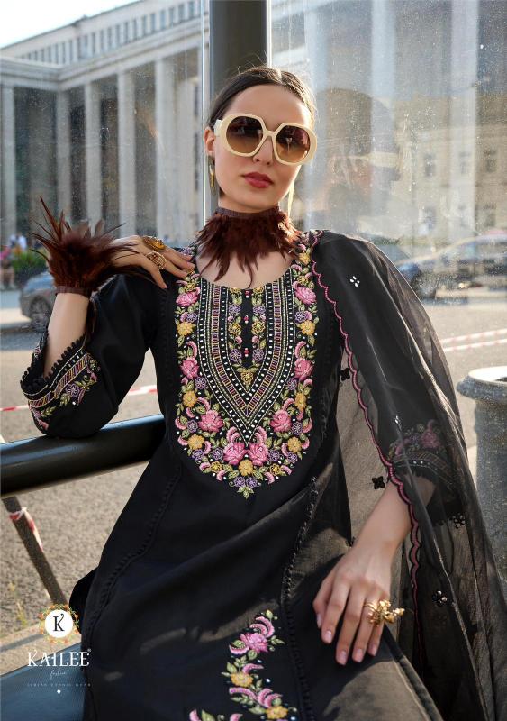 KAILEE PAKEEZA Kurti Wholesale Catalog