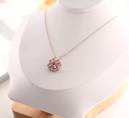 Magnet Heart Rose Gold Necklace