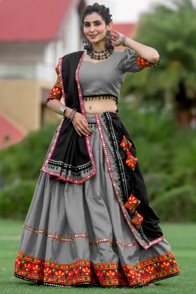 Navratri Special AWY-7067-B Traditional Lehenga Choli Wholesale catalog