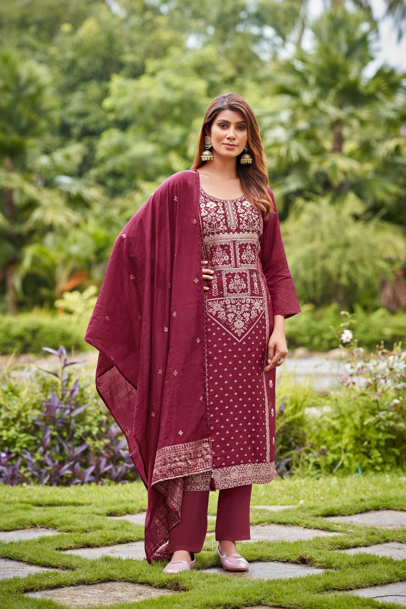 Ossm Banarasi Fancy Kurti Wholesale Catalog