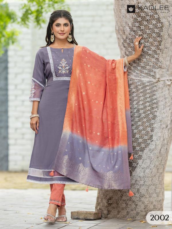 Kadlee Nimaya Cotton Fabrick White Colour Kurti in India Online