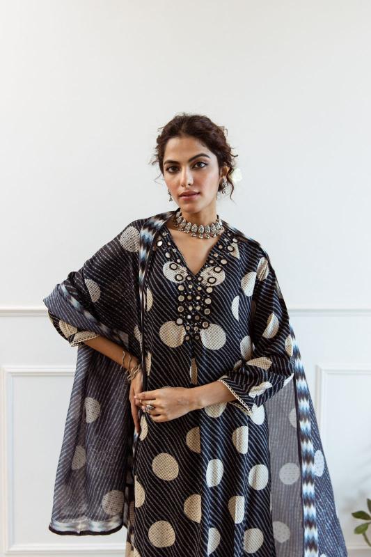 Sabella German reyon Buy Pakistani Kurti Online in India