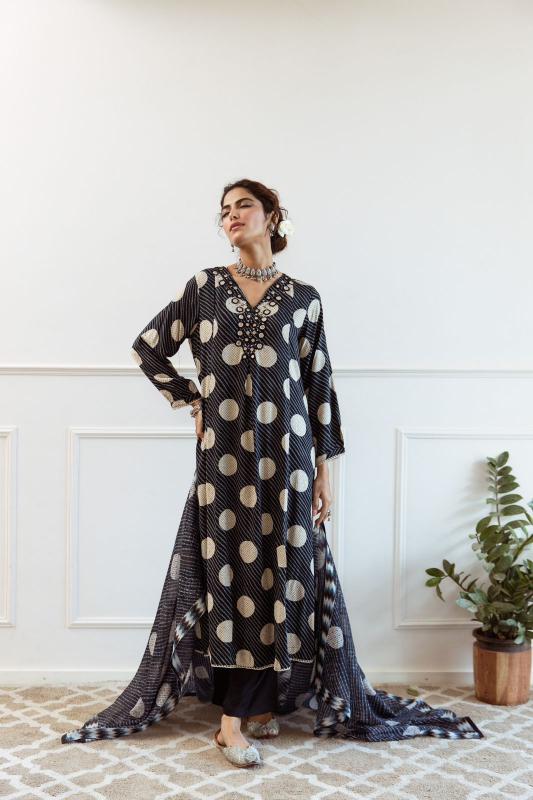 Sabella German reyon Buy Pakistani Kurti Online in India
