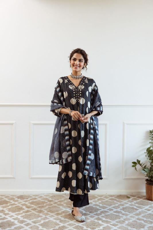 Sabella German reyon Buy Pakistani Kurti Online in India
