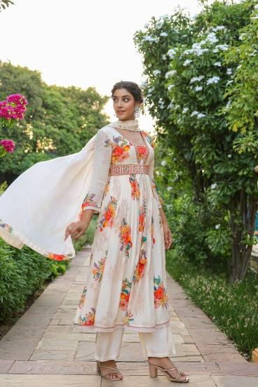 Sabella Lisa avaasa kurtis online india