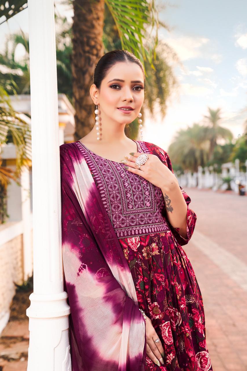 Deecee Kanisha Catalog kurtis manufacturing in polarish parvat patiya surat