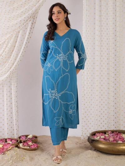 Felocity Indo Era 2560 catalog casual wear kurtis manufacturer in india