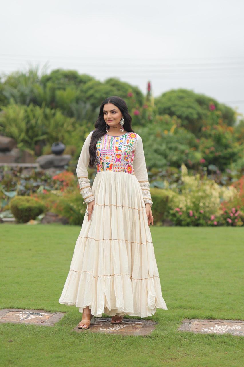 Felocity L 9253 catalog online white color kurti in india